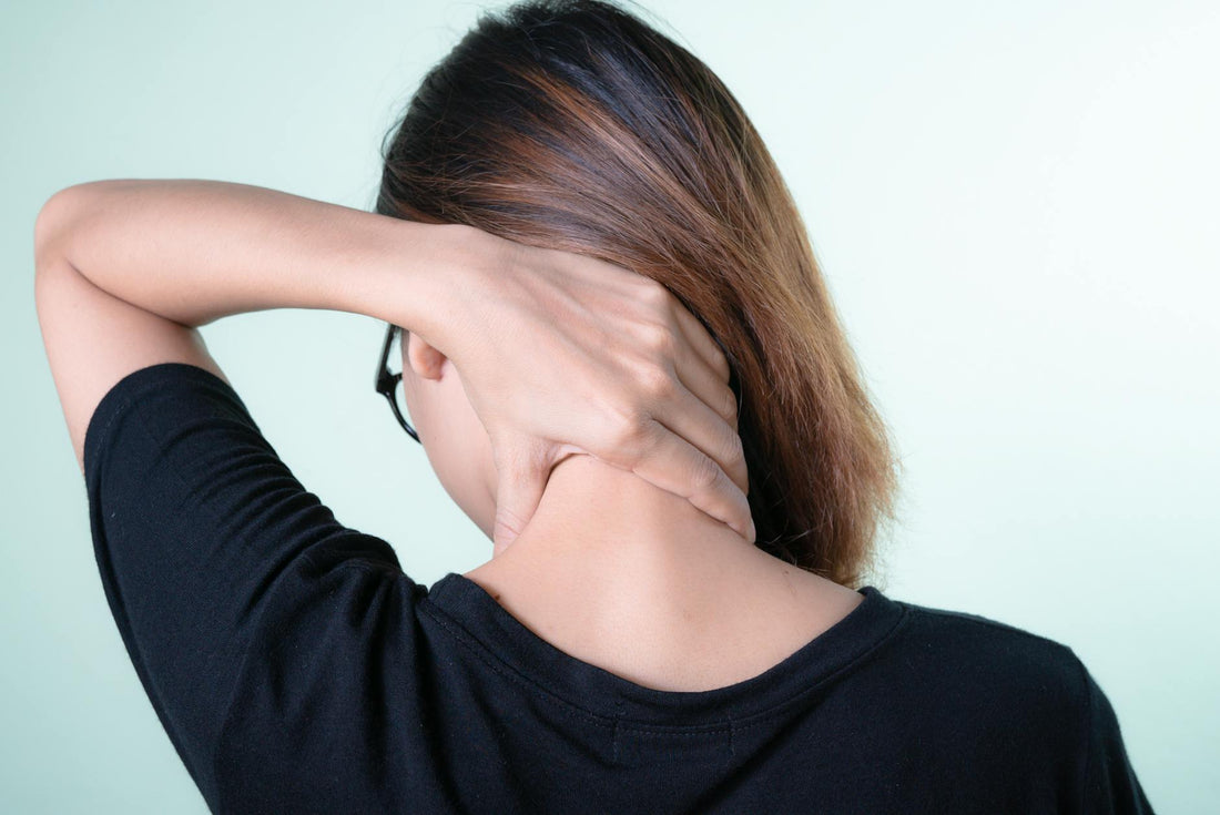 How to Fix Turkey Neck Naturally: What Actually Works, According to Skin Science